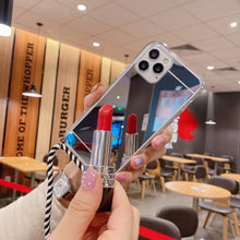 Lade das Bild in den Galerie-Viewer, iPhone Handyhülle mit Spiegel zum Umhängen (Halskordel)